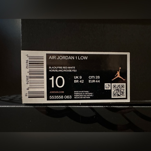 Air Jordan1 Low - Picture 6 of 6